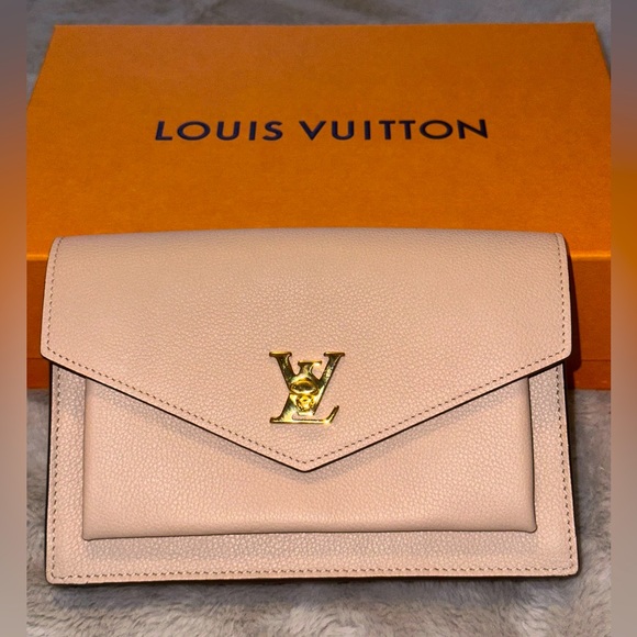 Louis Vuitton Mylockme Chain Pochette - Picture 1 of 16